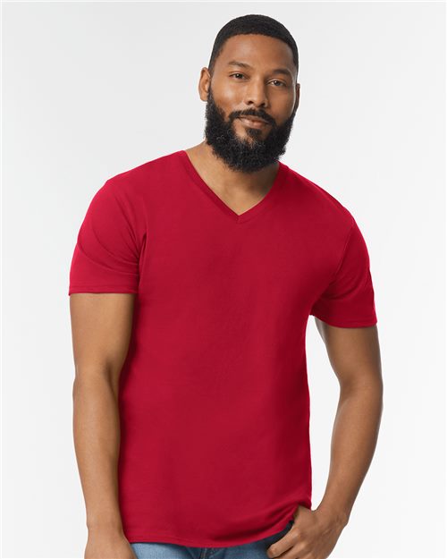 Gildan Unisex Softstyle® V-Neck T-Shirt - 64V00